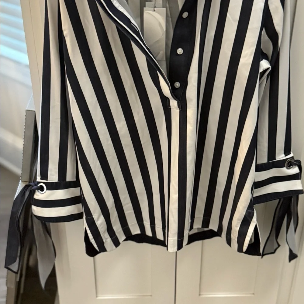 Chico's Blue and White Button Down Shirt with Cuffed Sleeves- Brand New - Picture 8 of 10